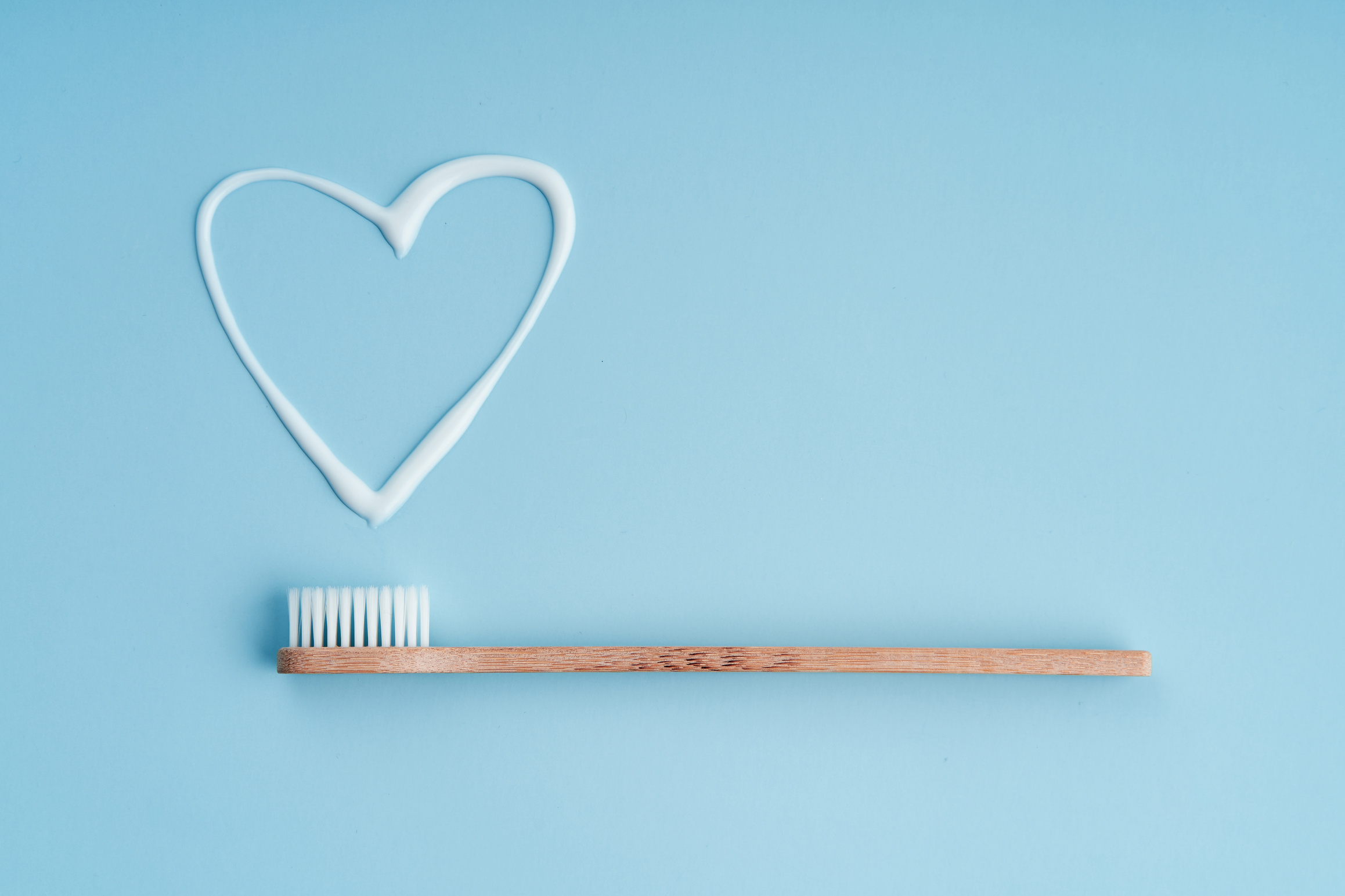 Bamboo Toothbrush with Heart Toothpaste 